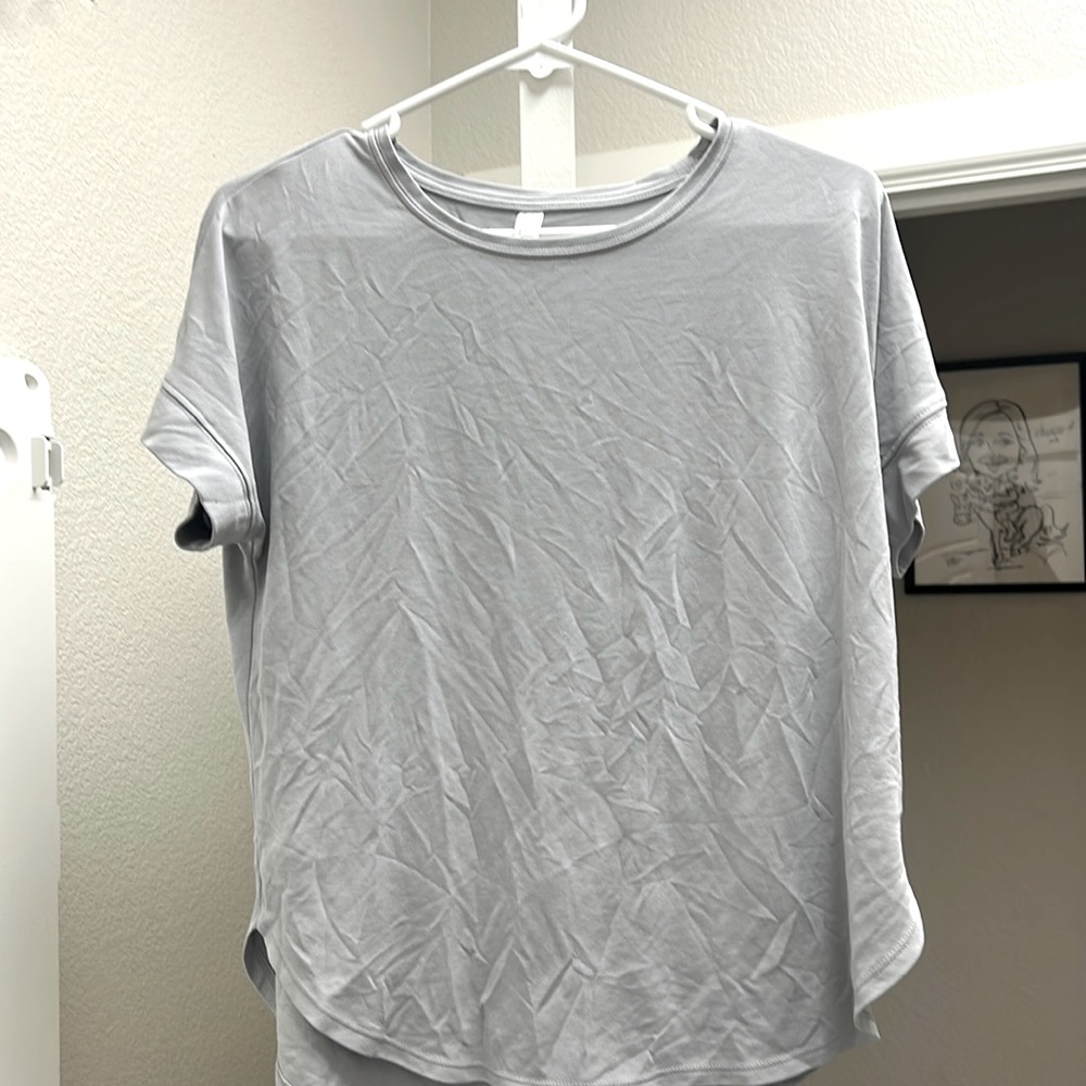 grey stylus t-shirt size small hood for professional wear or everyday comfort